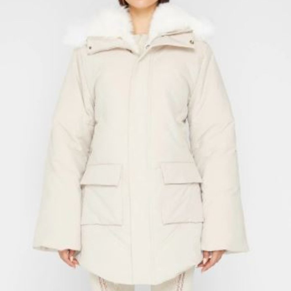 Beautiful winter jacket - Picture 5 of 7